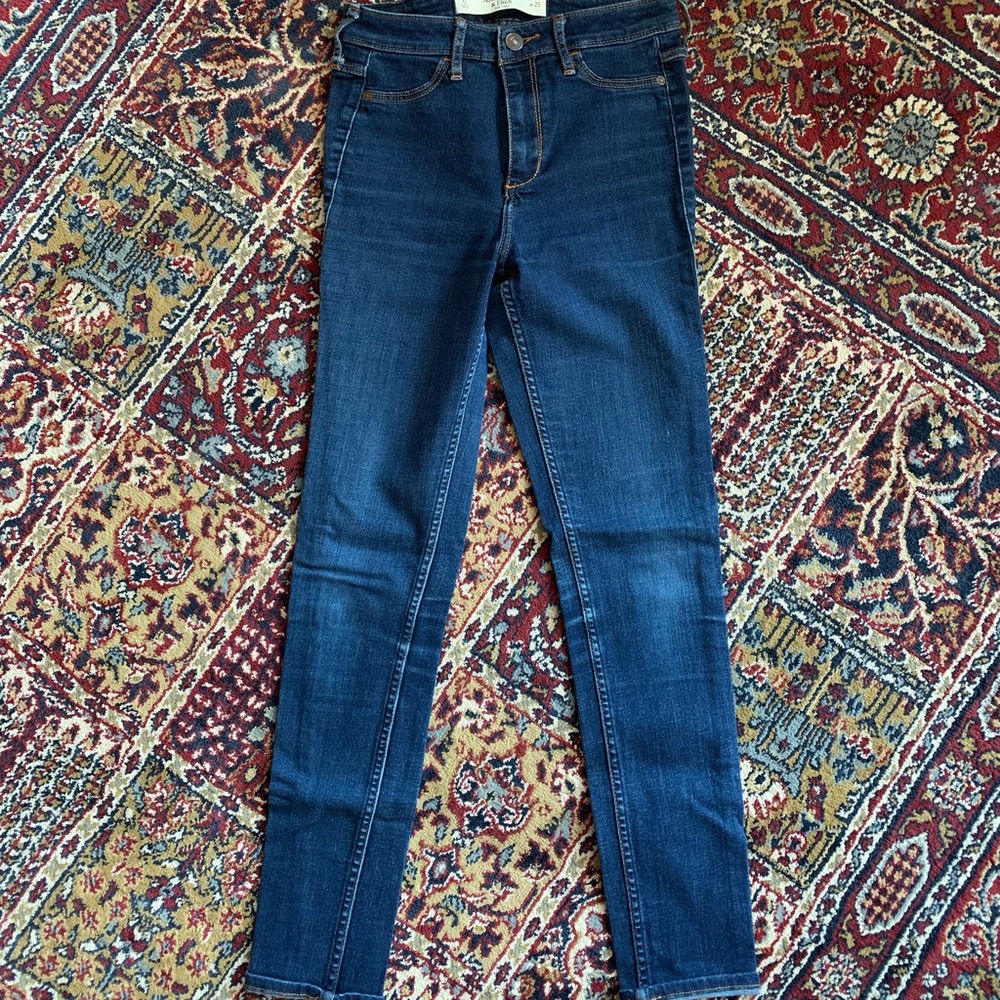 Abercrombie & Fitch High Rise Super Skinny Jeans